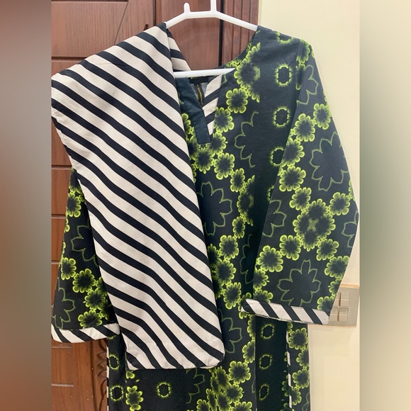 CHARIZMA Black and Green Patterned Dress - Picture 4 of 13